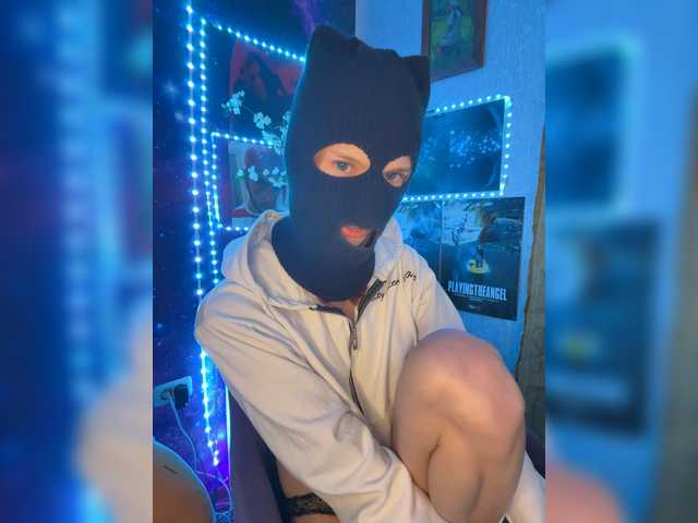 roseflowers's BongaCams show and profile