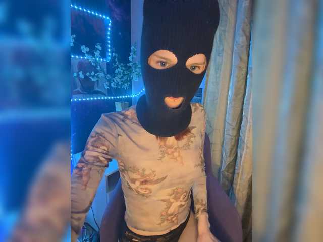 roseflowers's BongaCams show and profile