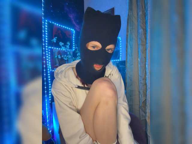 roseflowers's BongaCams show and profile