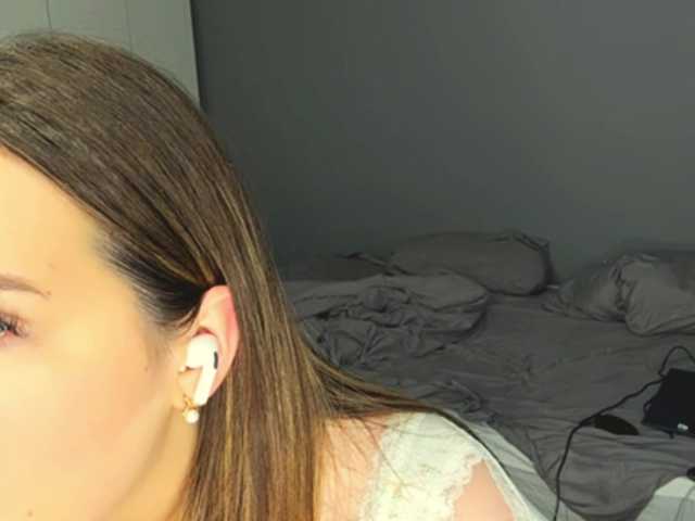 le modèle DemetraAsma est en webcam porno dans un show sur le site bongacams, il possède les tags suivants: White/Caucasian,Brunette,Trimmed