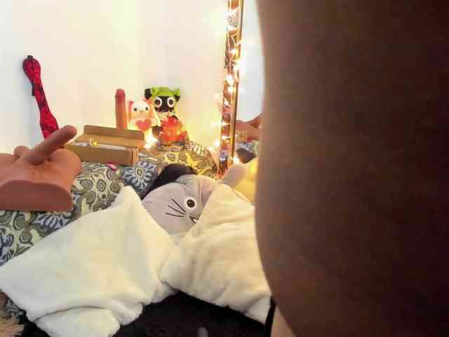 Jade-Nair webcam