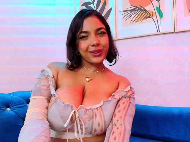 Jade-Nair webcam