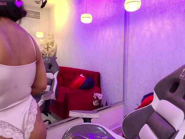 Jade-Nair webcam