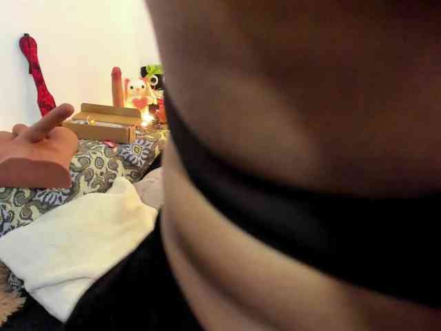 Jade-Nair webcam