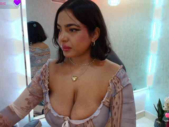 Jade-Nair webcam