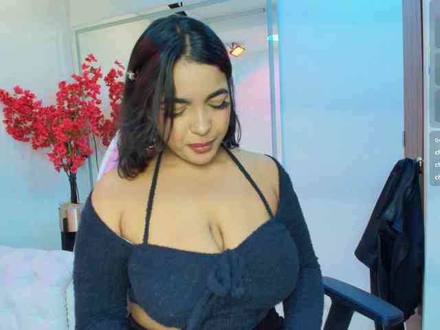 Jade-Nair webcam