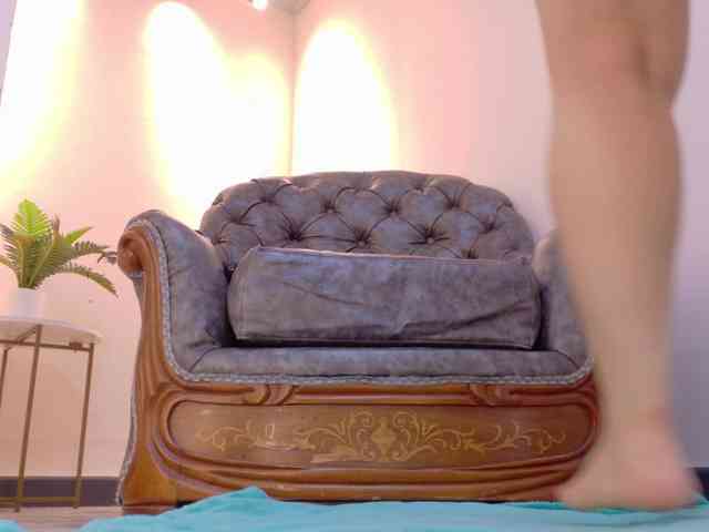 Niky-smith webcam