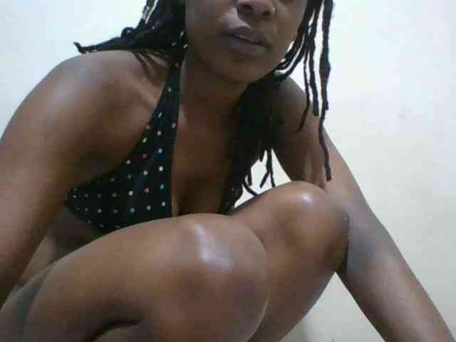 Drippingqueen23 webcam