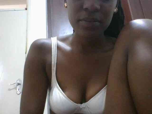 Drippingqueen23 webcam