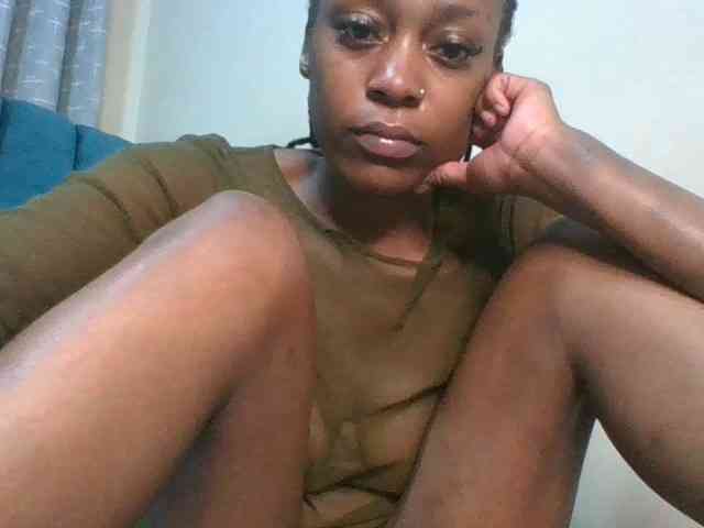 Drippingqueen23 webcam