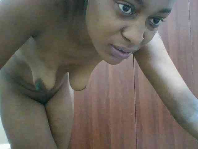 Drippingqueen23 webcam