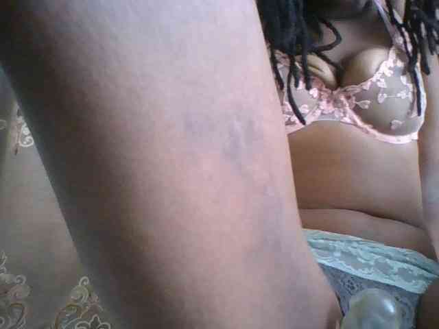 Drippingqueen23 webcam