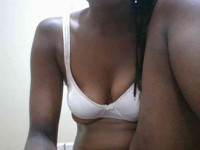 Drippingqueen23 webcam