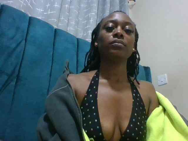 Drippingqueen23 webcam