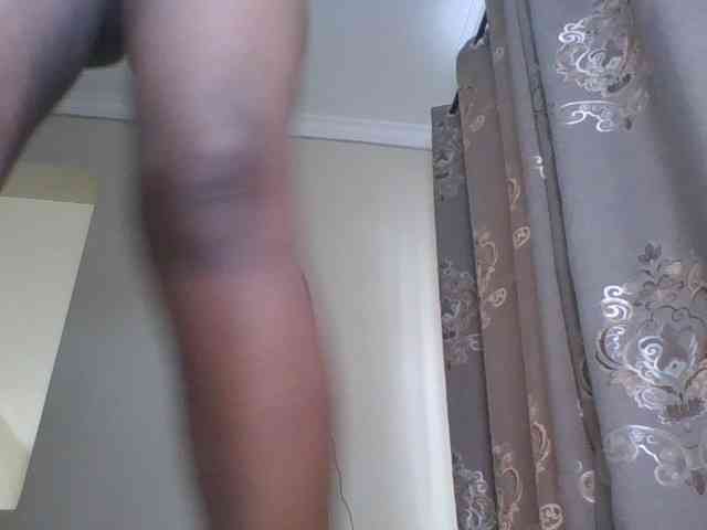 Drippingqueen23 webcam