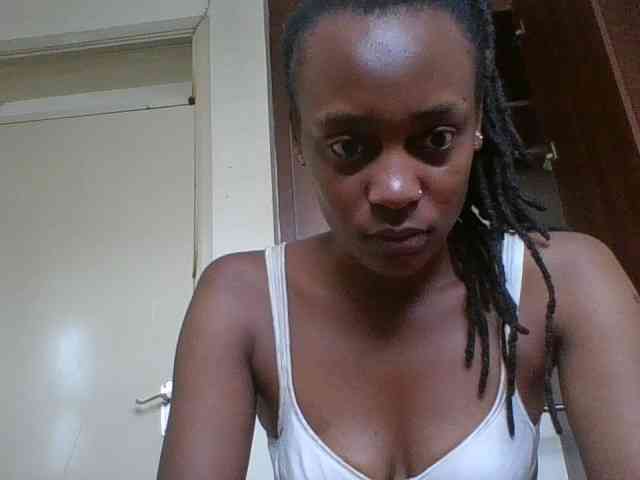 Drippingqueen23 webcam