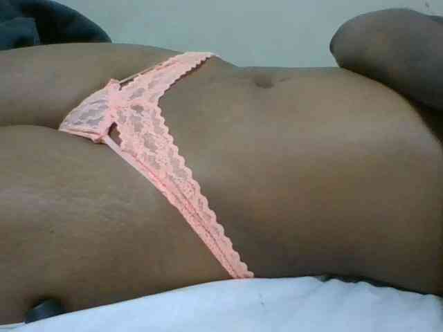 Drippingqueen23 webcam