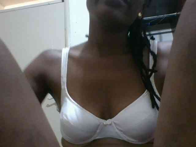 Drippingqueen23 webcam