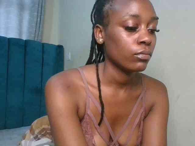 Drippingqueen23 webcam