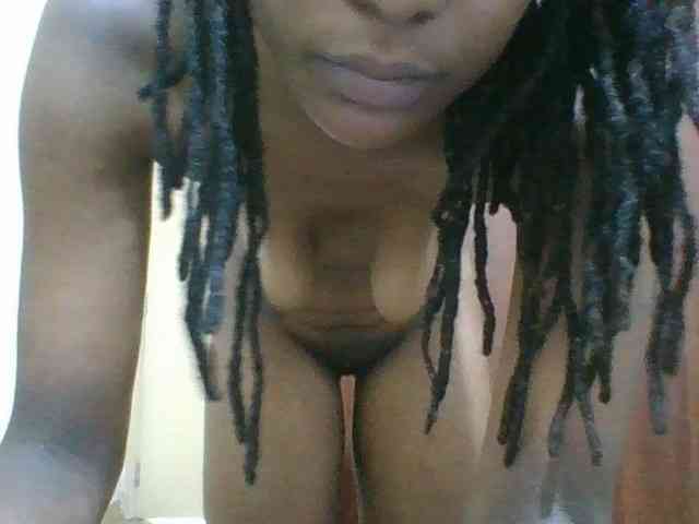 Drippingqueen23 webcam