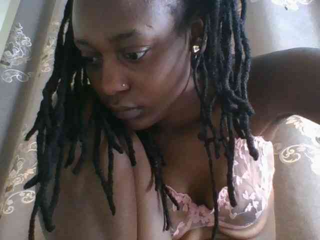 Drippingqueen23 webcam