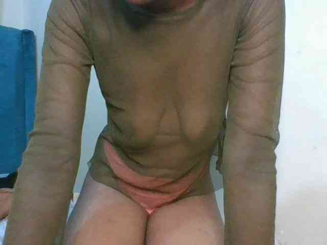 Drippingqueen23 webcam