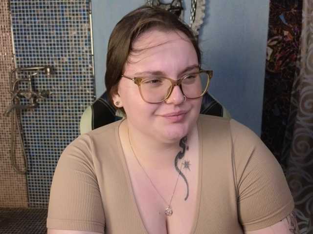 CatherineClaire live cam on BongaCams