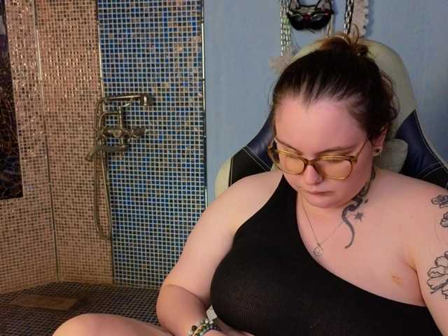 CatherineClaire live cam on BongaCams