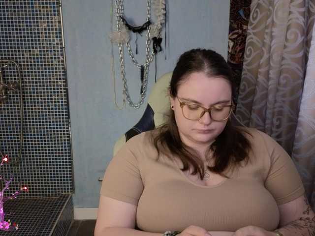 CatherineClaire live cam on BongaCams
