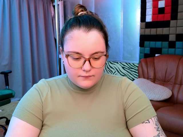 CatherineClaire live cam on BongaCams
