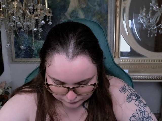 CatherineClaire live cam on BongaCams