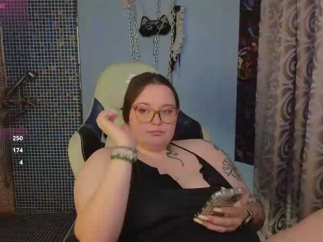 CatherineClaire live cam on BongaCams