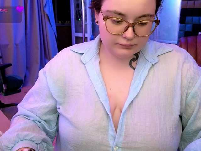 CatherineClaire live cam on BongaCams