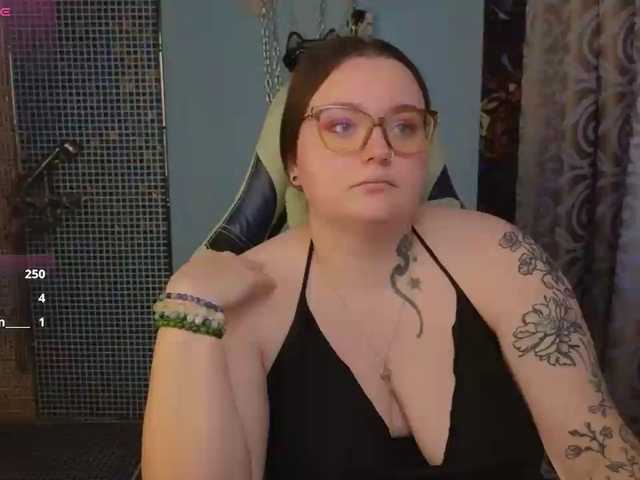 CatherineClaire live cam on BongaCams