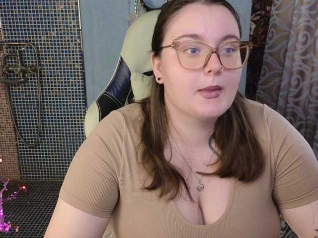 CatherineClaire live cam on BongaCams