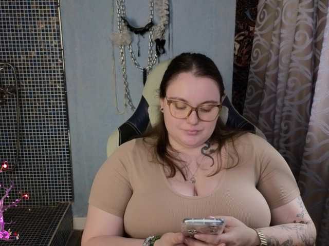 CatherineClaire live cam on BongaCams