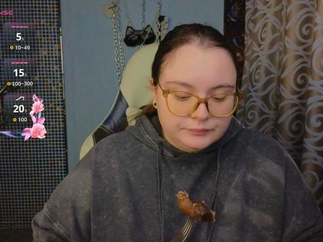 CatherineClaire live cam on BongaCams