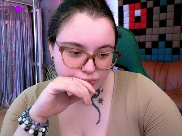 CatherineClaire live cam on BongaCams
