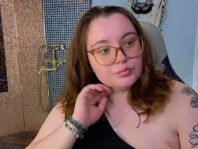 CatherineClaire live cam on BongaCams