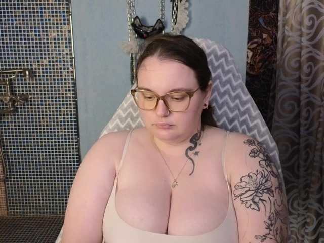 CatherineClaire live cam on BongaCams