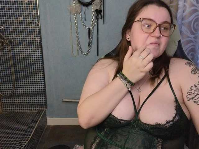 CatherineClaire live cam on BongaCams