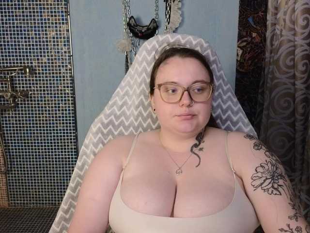 CatherineClaire live cam on BongaCams