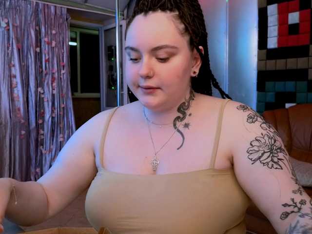 CatherineClaire live cam on BongaCams