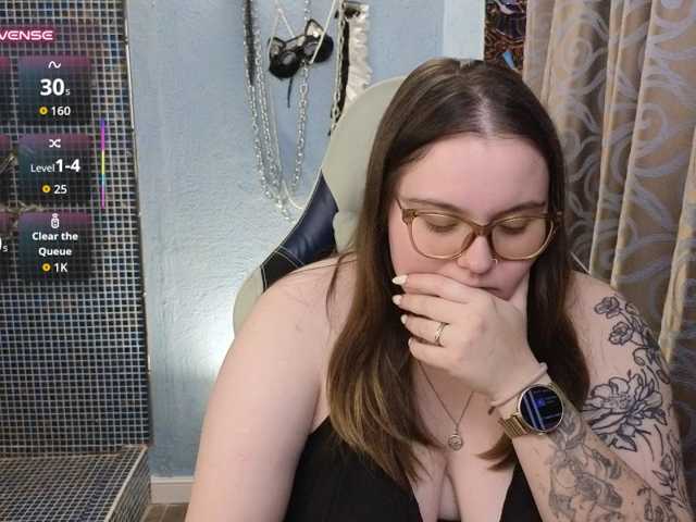 CatherineClaire live cam on BongaCams