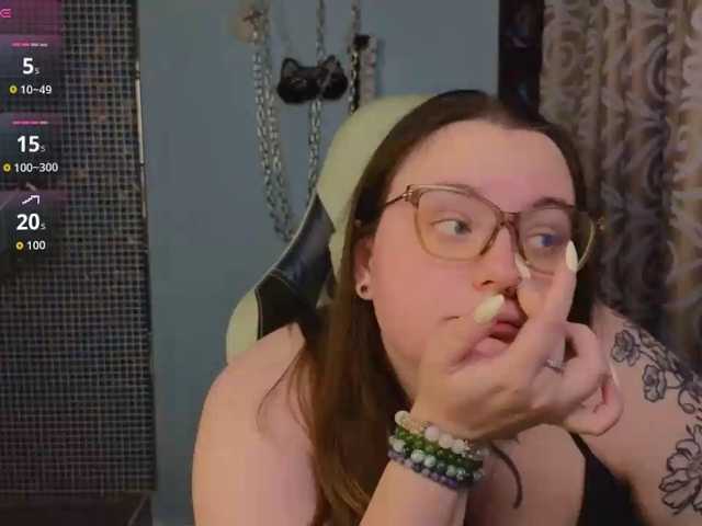 CatherineClaire live cam on BongaCams