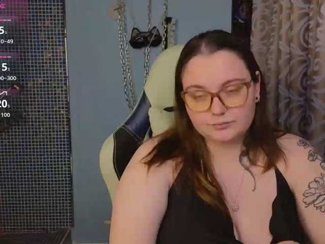 CatherineClaire live cam preview