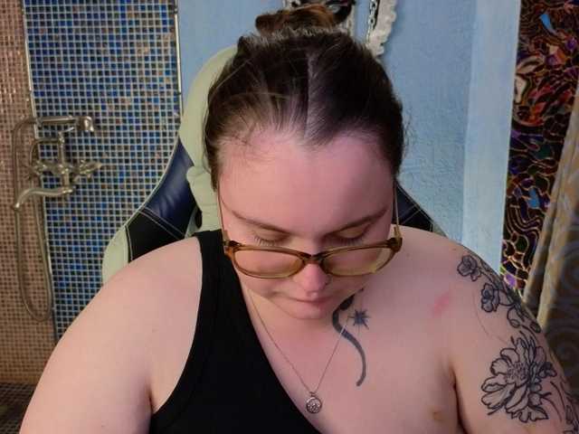 CatherineClaire live cam on BongaCams
