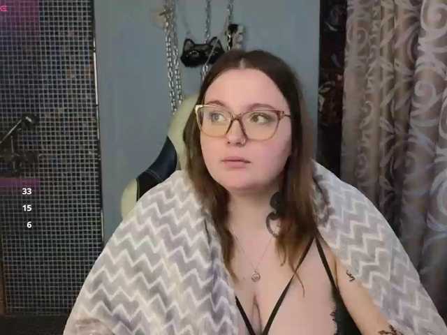 CatherineClaire live cam preview