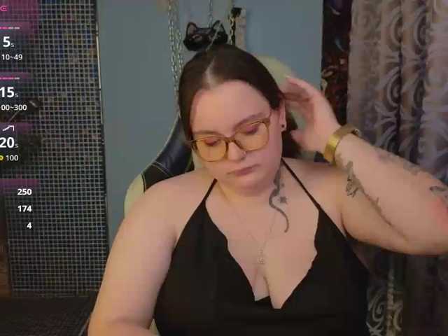 CatherineClaire live cam on BongaCams