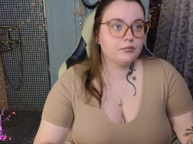 CatherineClaire live cam on BongaCams